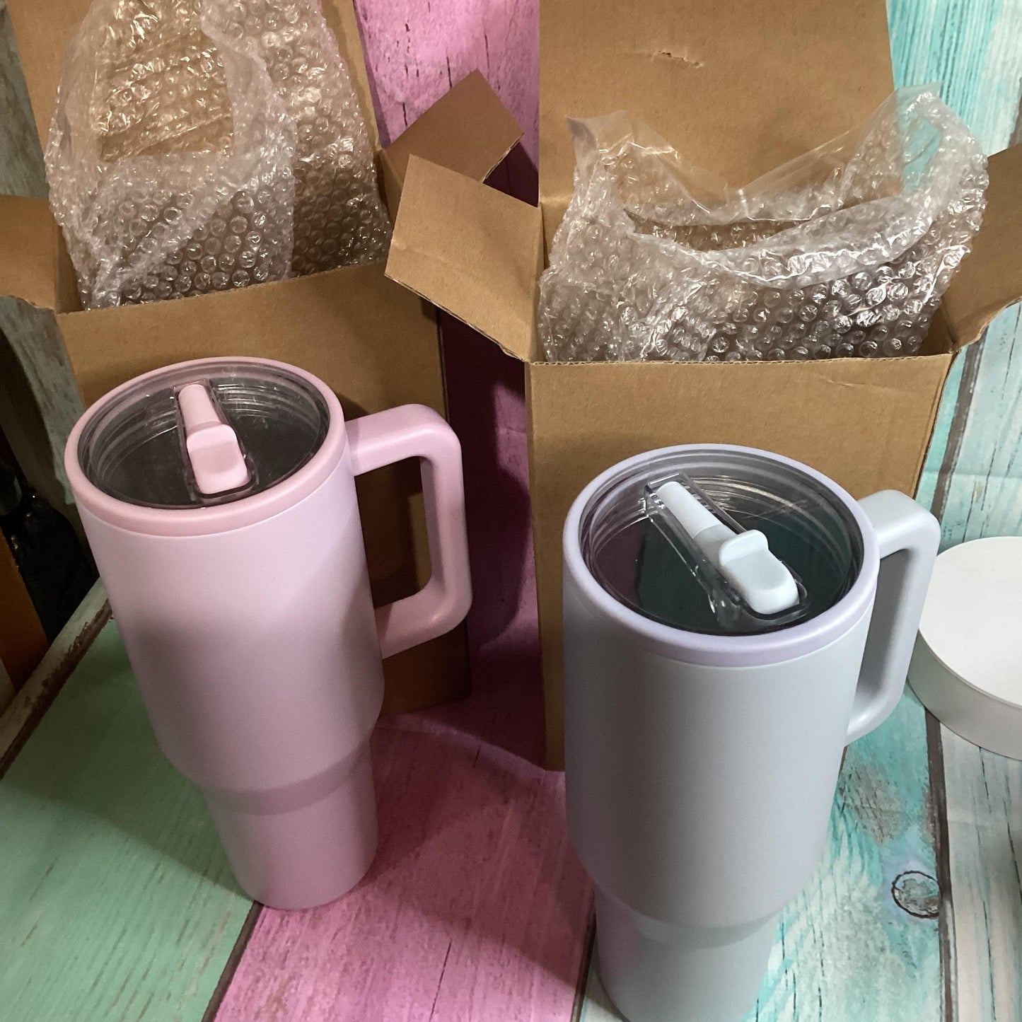 Watercolour Highland Cow Design 40oz Tumbler, with straw. Water Bottle, Hot & Cold, Stainless Steel. Drinkware Lid Flasks Portable water bottle tumbler