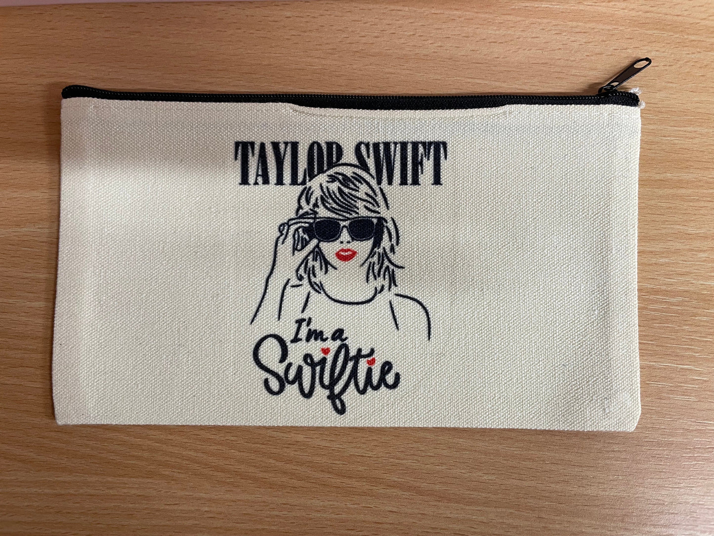 Taylor swift (I’m a swiftie) case | Makeup bag| toiletry bag| pencil case| cosmetics pouch